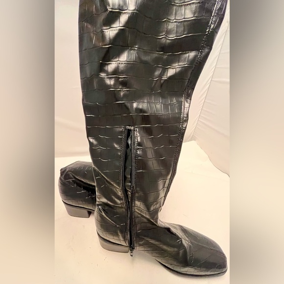 NEW Black Croc-Embossed Over the Knee Boots Size 7.5M - Picture 3 of 9